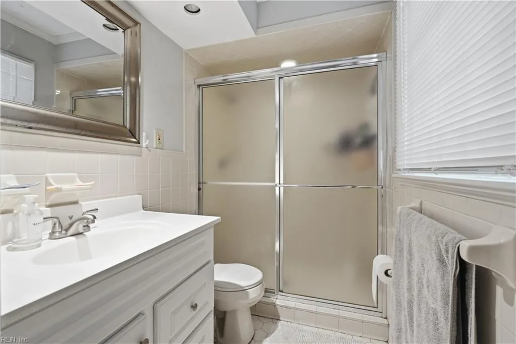 533 Kings Grant RD, VIRGINIA BEACH VA 23452 thumb 12