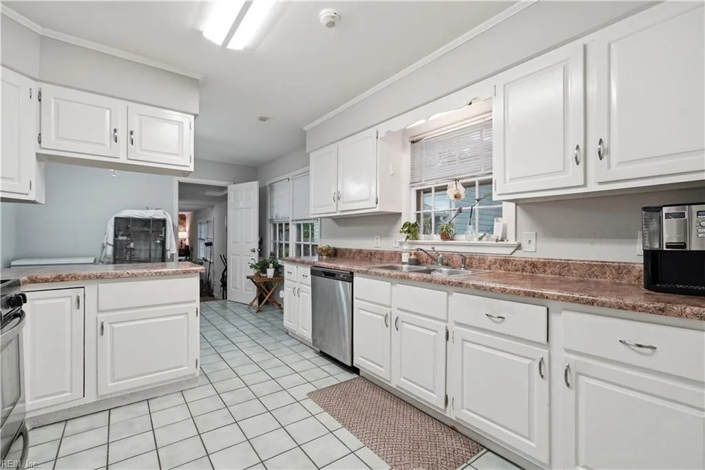 533 Kings Grant RD, VIRGINIA BEACH VA 23452 thumb 6
