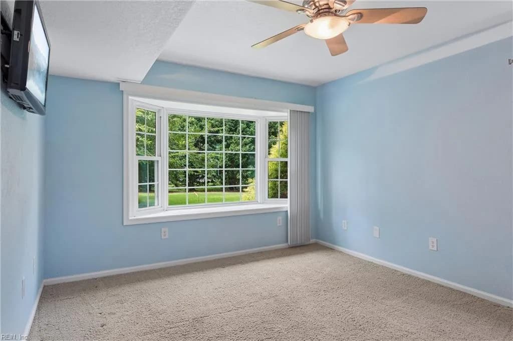 100 Cardinal LN, YORKTOWN VA 23693 thumb 11