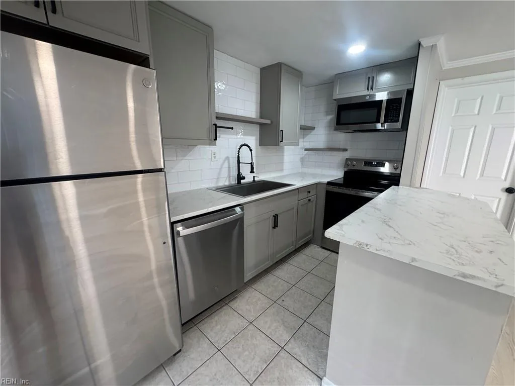 1957 E Ocean View AVE, NORFOLK VA 23503 thumb 7