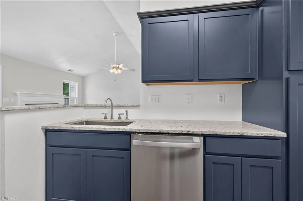 209 Rose Ash WAY, CHESAPEAKE VA 23320 thumb 11