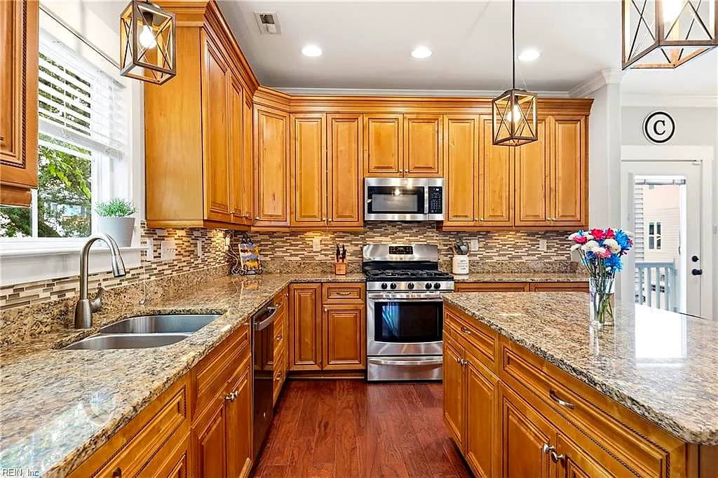 9601 17th Bay ST #A, NORFOLK VA 23518 thumb 11