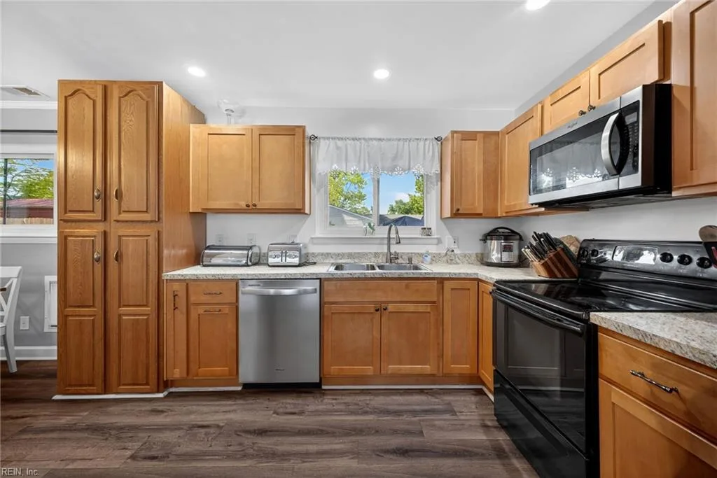 3428 Raintree RD, VIRGINIA BEACH VA 23452 thumb 8