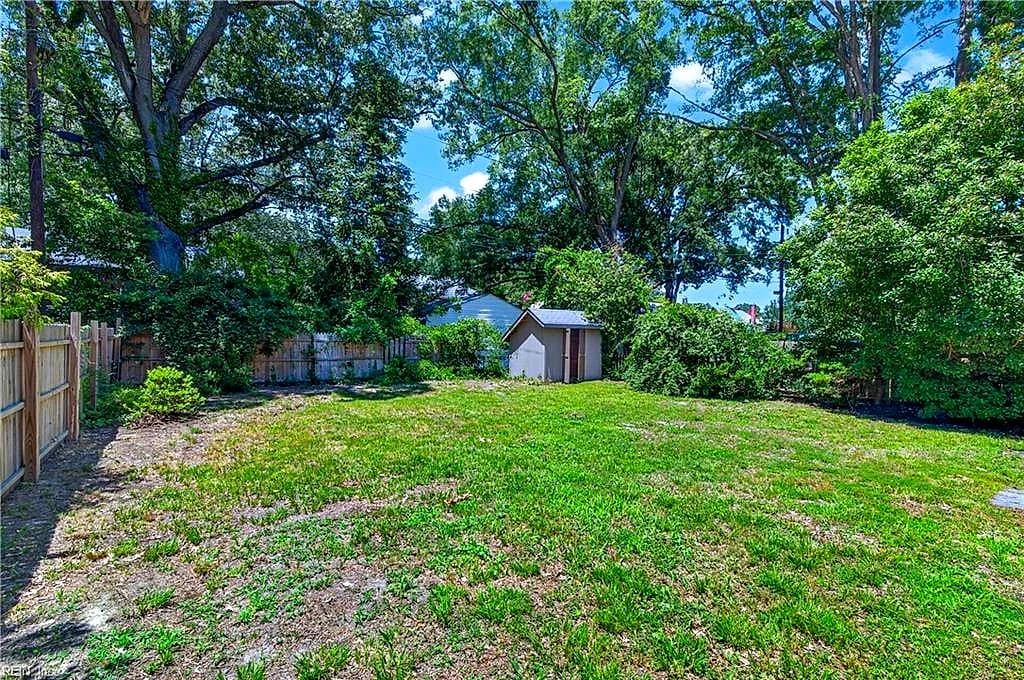 35 Brandon RD, NEWPORT NEWS VA 23601 - Photo 5