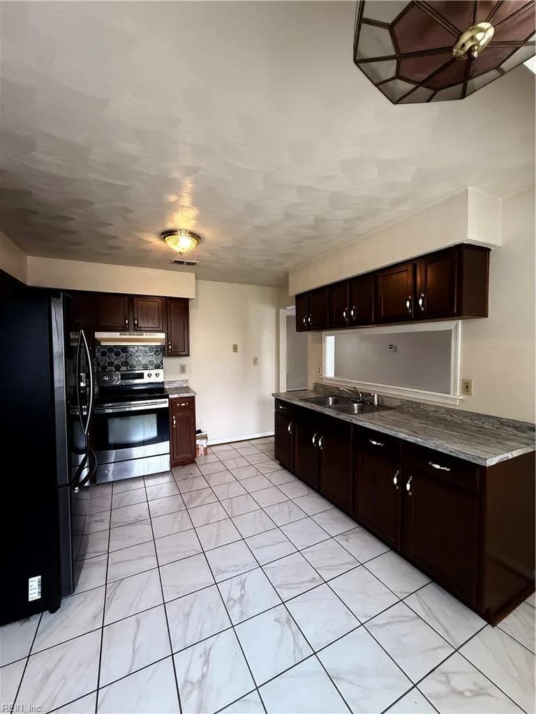 806 Henry ST, NORFOLK VA 23504 thumb 6