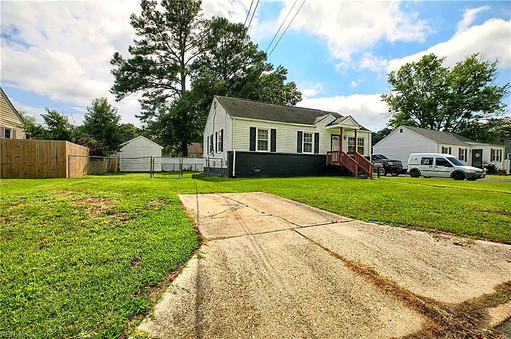 626 Sedgefield DR, NEWPORT NEWS VA 23605 - Photo 4