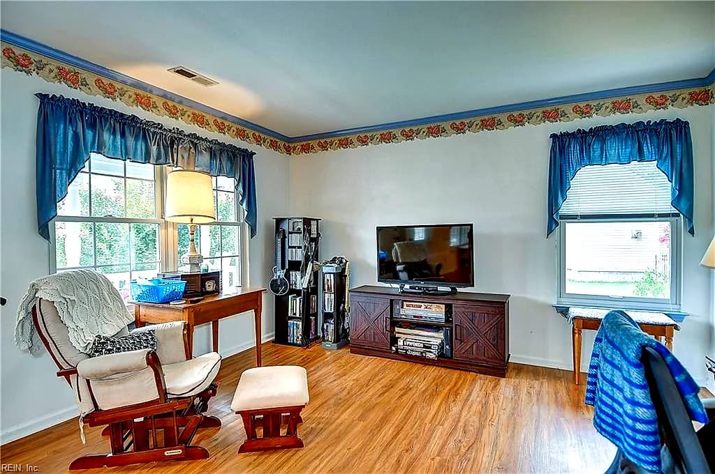 1505 Hilltop DR, CHESAPEAKE VA 23322 thumb 8