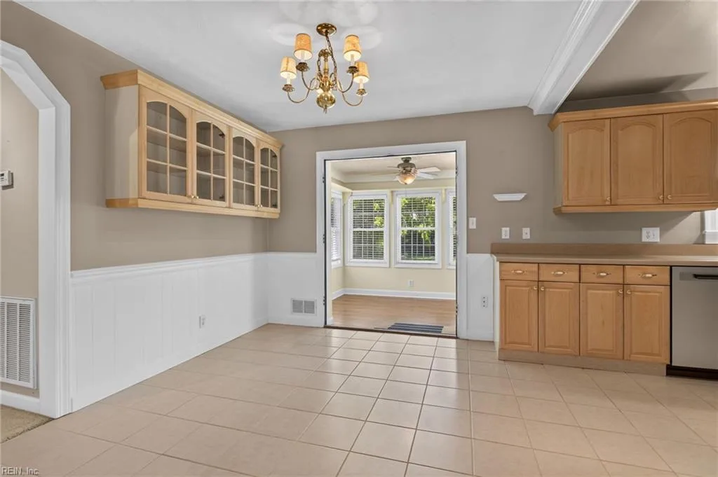 407 Tareyton Ln LN, PORTSMOUTH VA 23701 thumb 12