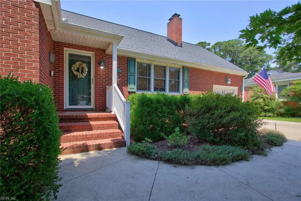 407 Tareyton Ln LN, PORTSMOUTH VA 23701 - Photo 4