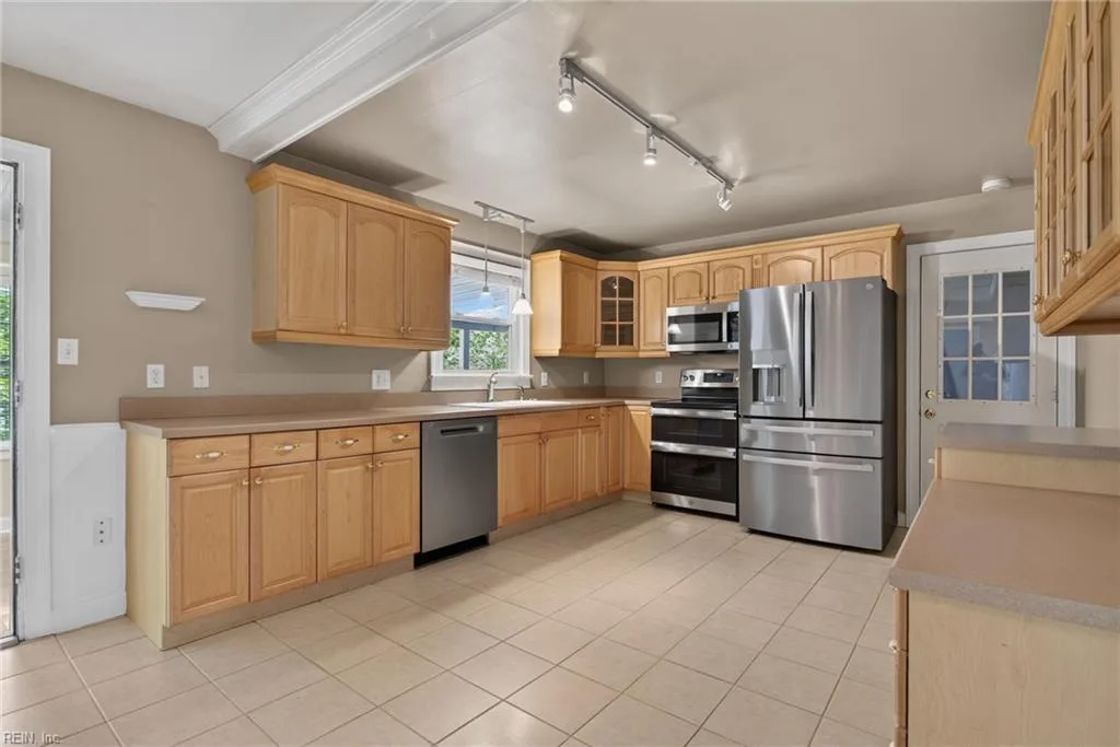 407 Tareyton Ln LN, PORTSMOUTH VA 23701 thumb 9