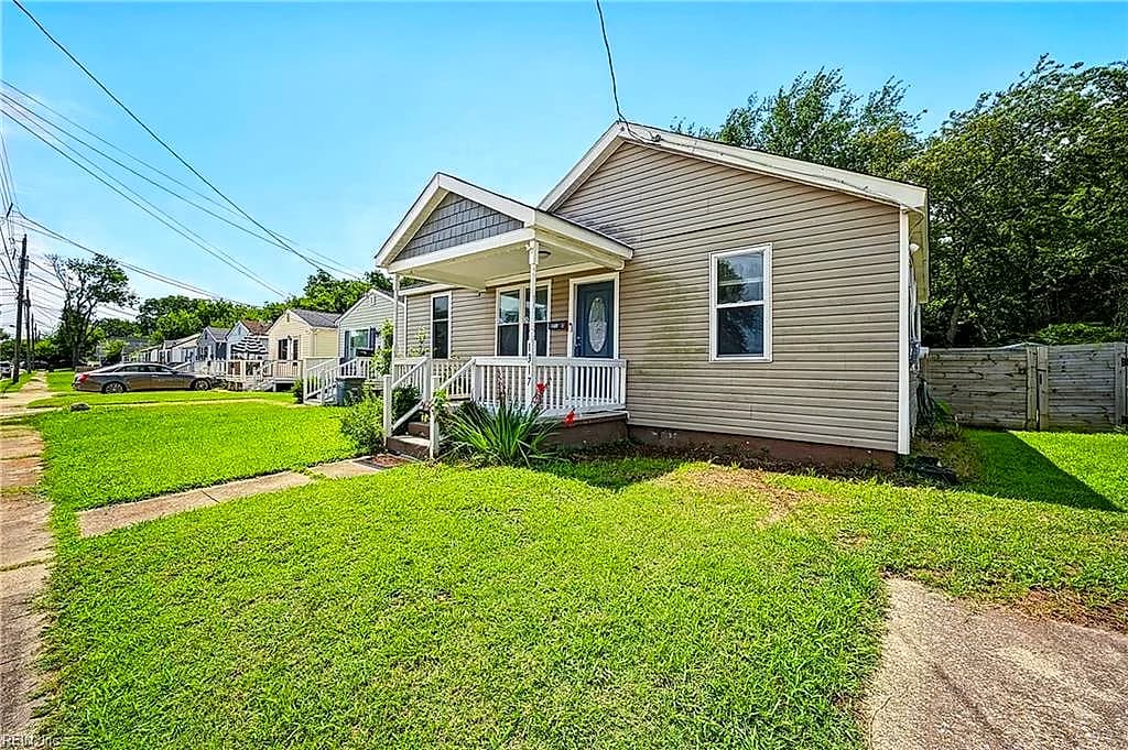 1317 West AVE, HAMPTON VA 23669 - Photo 5