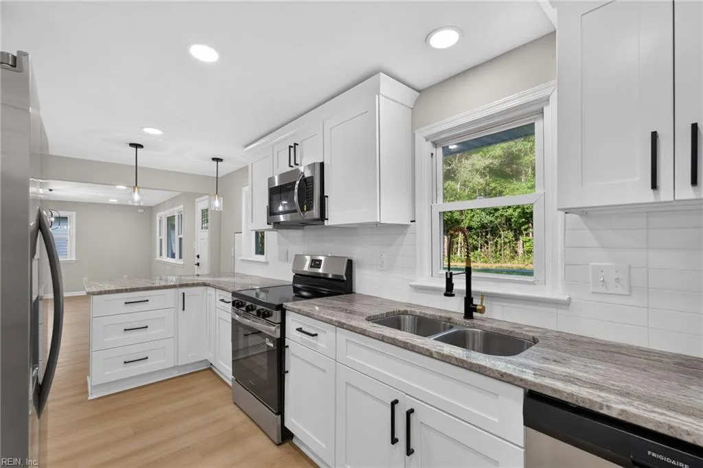 1771 Airport RD, SUFFOLK VA 23434 thumb 12