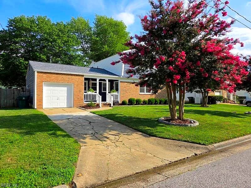 129 Fischer DR, NEWPORT NEWS VA 23602 - Photo 3