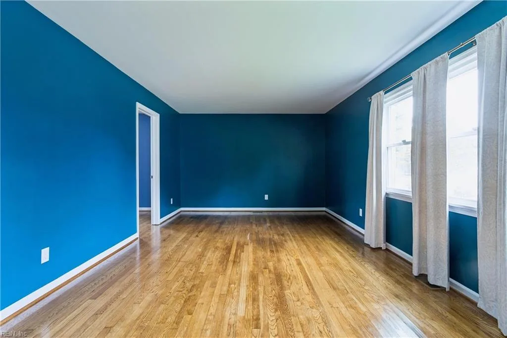 129 Fischer DR, NEWPORT NEWS VA 23602 thumb 7