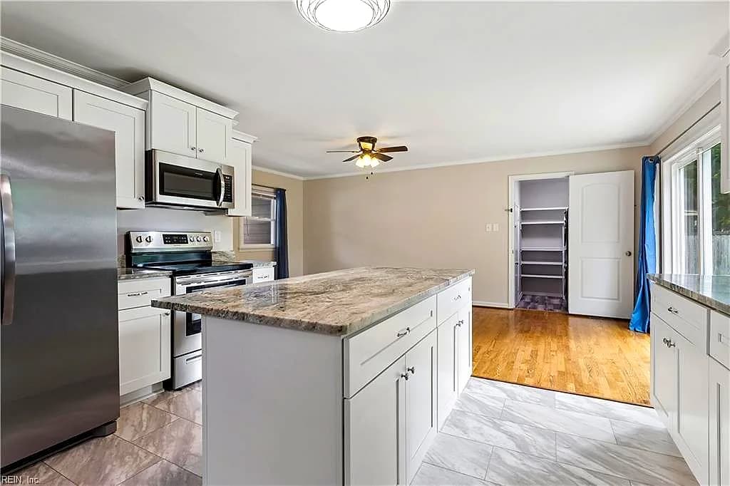 129 Fischer DR, NEWPORT NEWS VA 23602 thumb 8