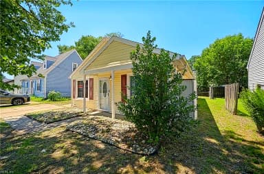 1817 Sparrow RD, CHESAPEAKE VA 23320 thumb 6