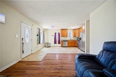 1817 Sparrow RD, CHESAPEAKE VA 23320 thumb 9