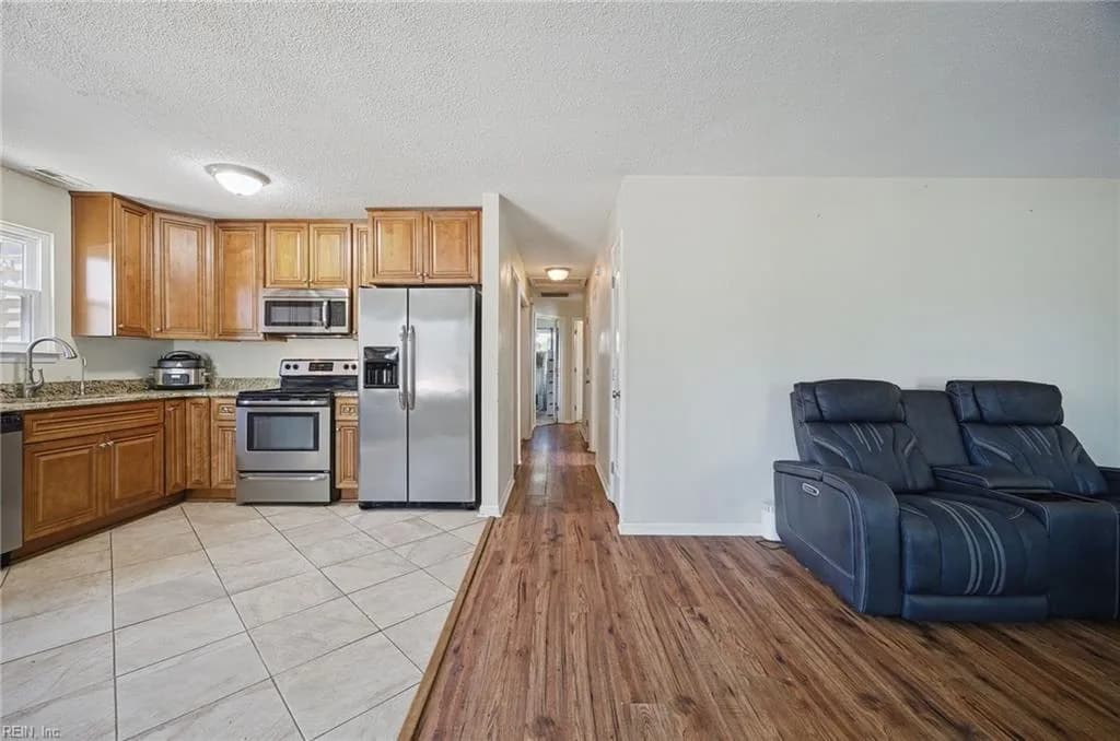 1817 Sparrow RD, CHESAPEAKE VA 23320 thumb 10
