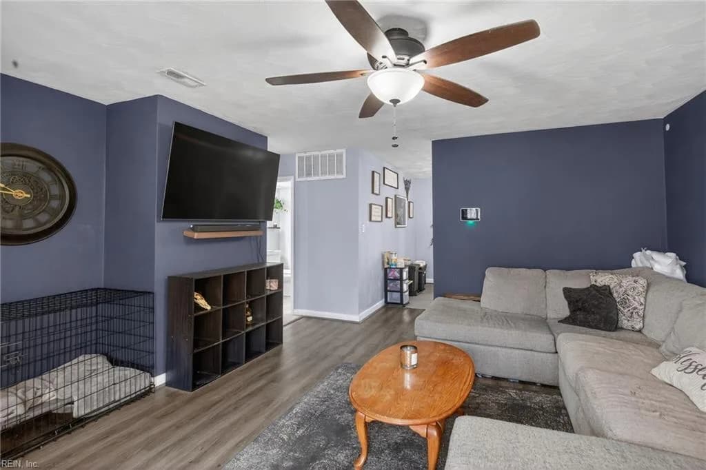 16 Marldale DR, HAMPTON VA 23663 - Photo 5