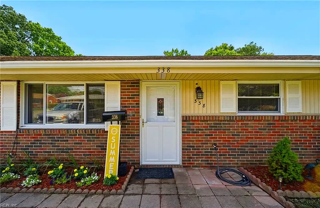 338 Helena DR, NEWPORTNEWS VA 23608 - Photo 3
