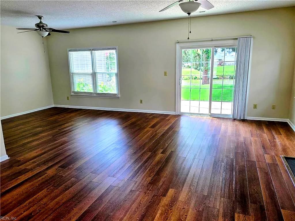 909 Willow PT, NEWPORT NEWS VA 23602 - Photo 4