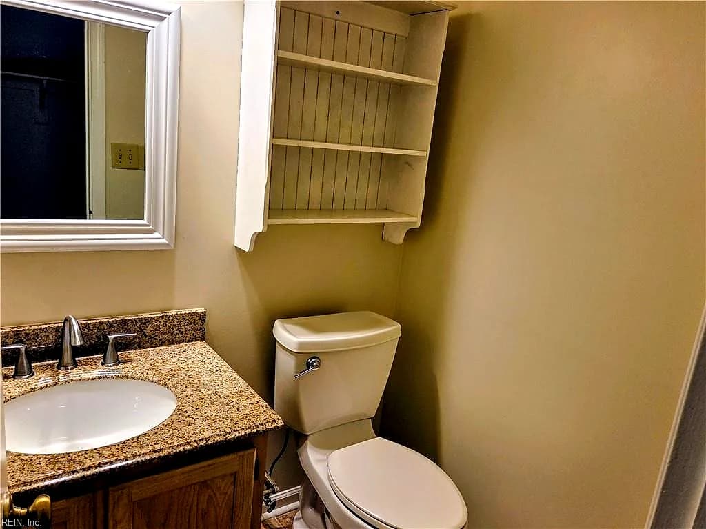 909 Willow PT, NEWPORT NEWS VA 23602 thumb 9