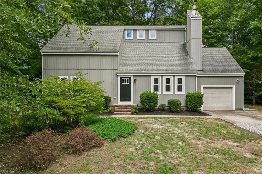 107 Brandywine DR, YORKTOWN VA 23692 - Photo 3