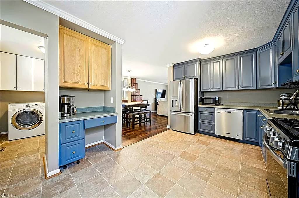 1354 Bill ST, NORFOLK VA 23518 thumb 12