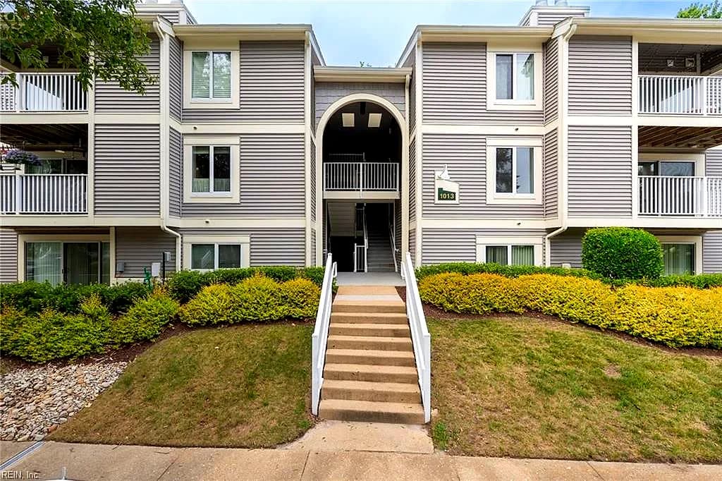 1013 Autumn Woods LN ##103, VIRGINIA BEACH VA 23454 - Main photo