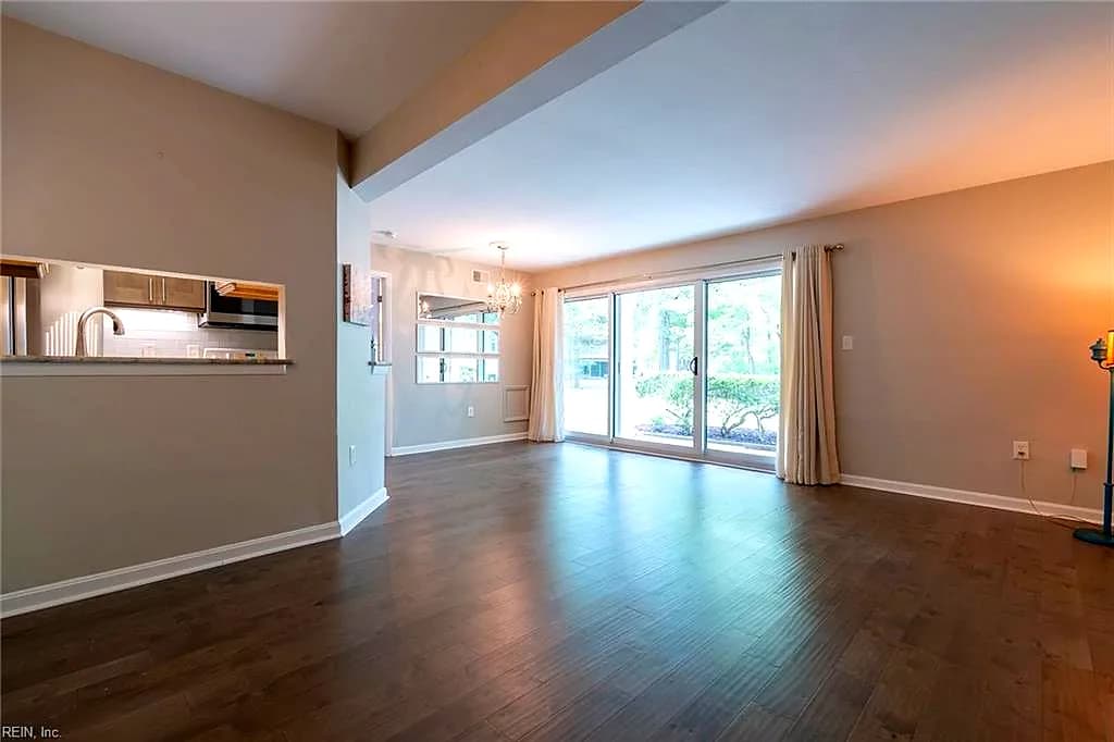 1013 Autumn Woods LN ##103, VIRGINIA BEACH VA 23454 - Photo 5