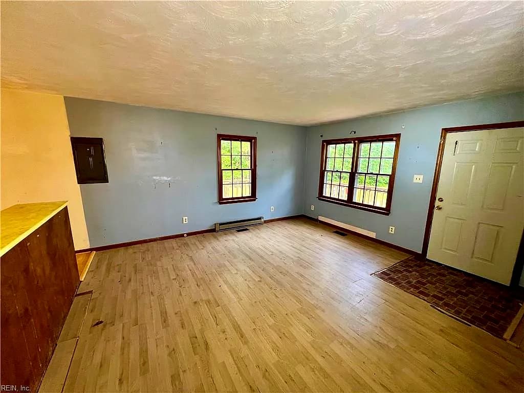 19011 Indian Town RD, CAPRON VA 23829 thumb 6