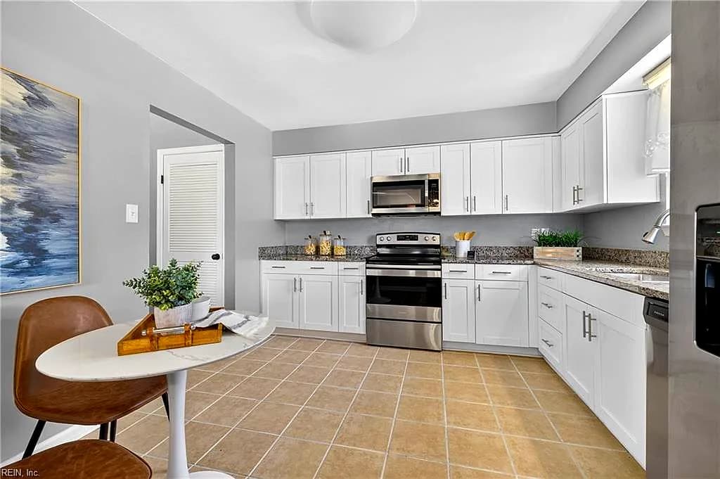 993 Culver LN, VIRGINIA BEACH VA 23454 thumb 9
