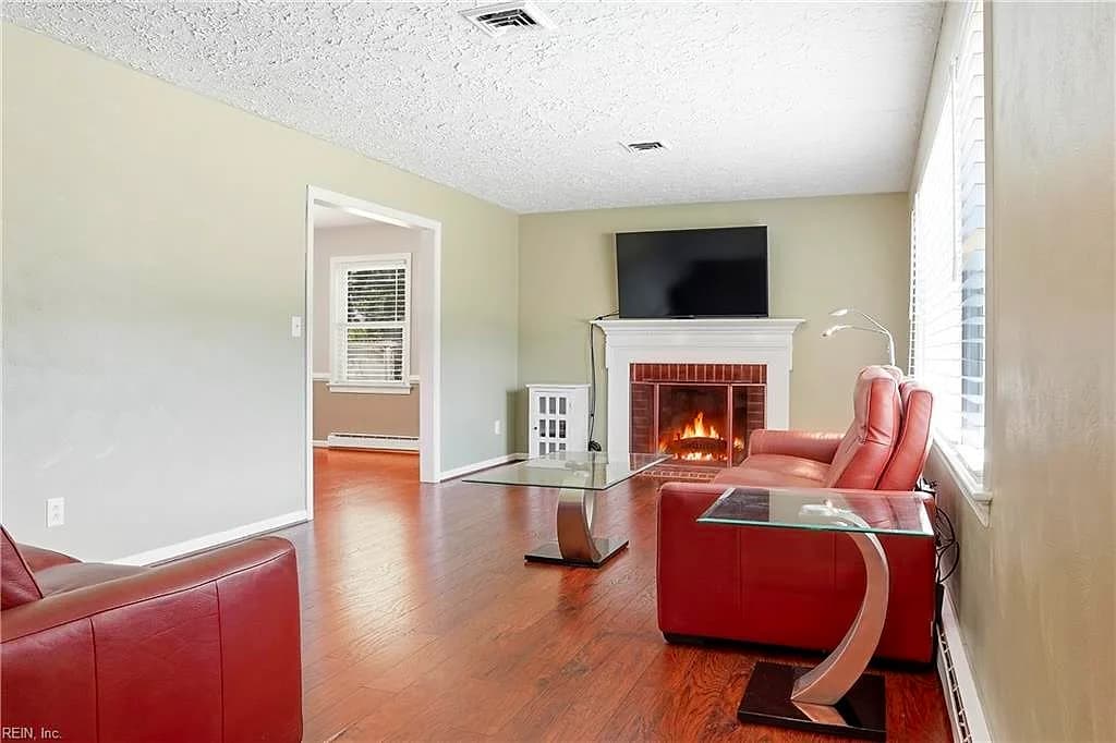 347 Brout DR, HAMPTON VA 23666 thumb 6