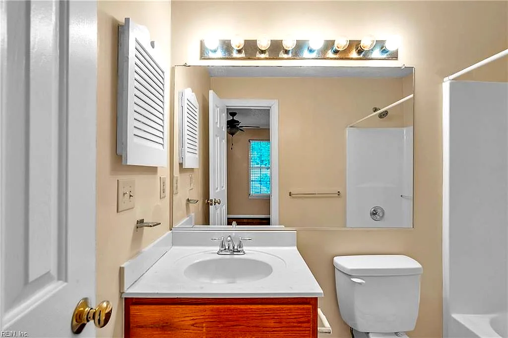 204 Old Bridge CT, NEWPORTNEWS VA 23608 thumb 10
