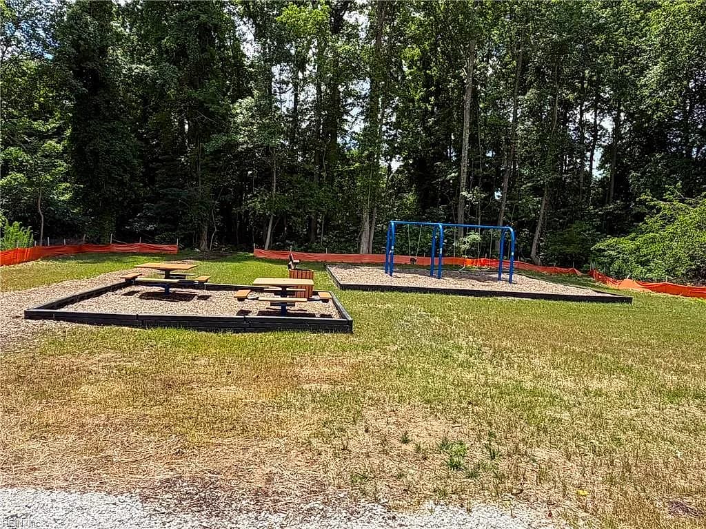 110 Pelham RD, POQUOSON VA 23662 thumb 6