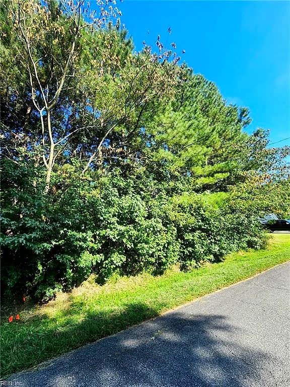 13 Truitt RD, CHESAPEAKE VA 23321 - Photo 4