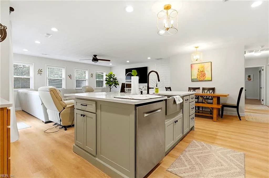 2933 Cape Henry DR, VIRGINIA BEACH VA 23451 thumb 7