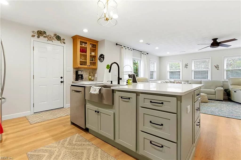 2933 Cape Henry DR, VIRGINIA BEACH VA 23451 thumb 8
