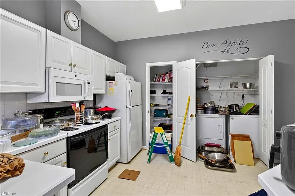 800 Oak Springs CT, NEWPORT NEWS VA 23602 thumb 11