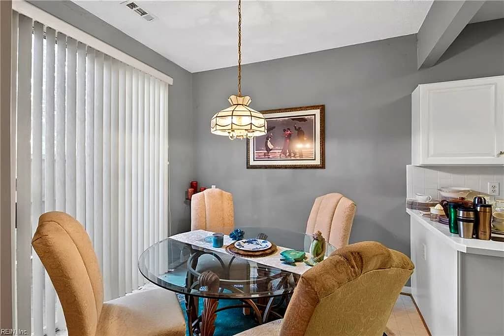 800 Oak Springs CT, NEWPORT NEWS VA 23602 thumb 8