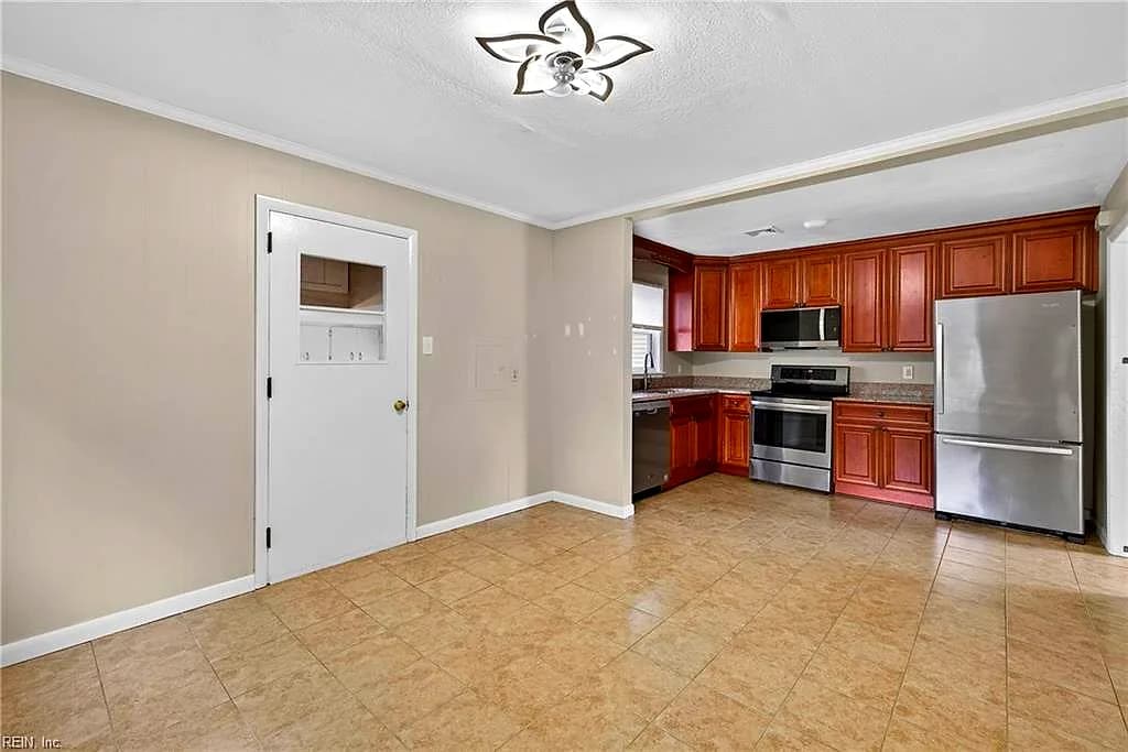 116 Effie AVE, NORFOLK VA 23502 thumb 6