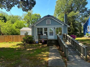 233 Pine AVE, NEWPORT NEWS VA 23607 thumb 1