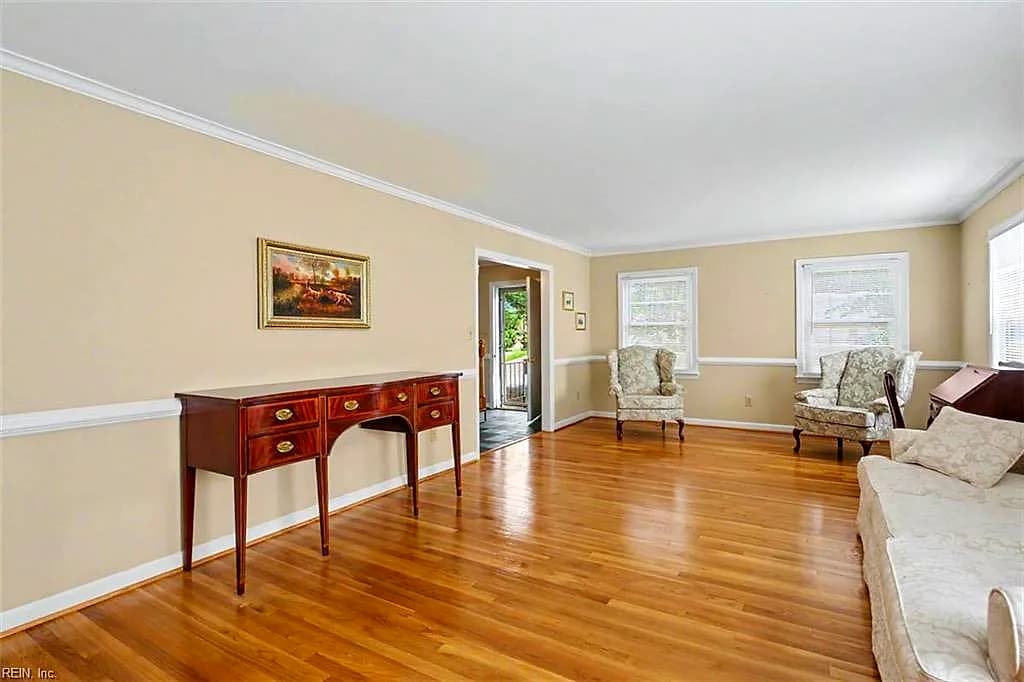 323 Williamsburg CT, NEWPORT NEWS VA 23606 thumb 7