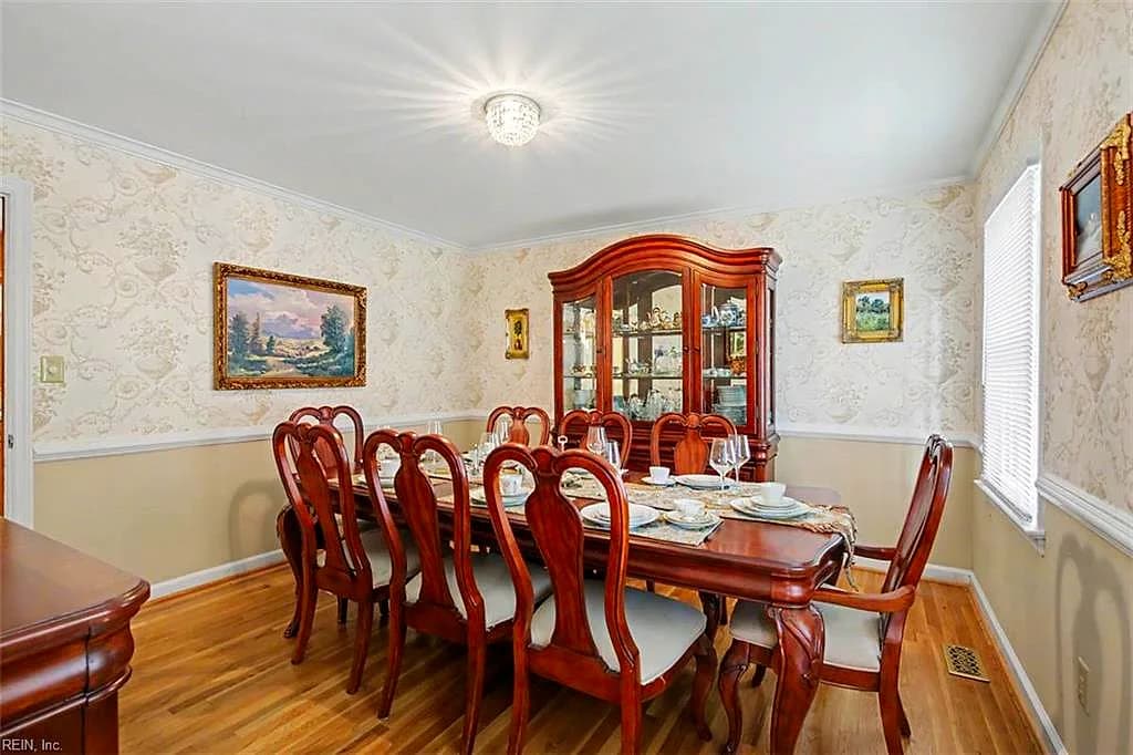 323 Williamsburg CT, NEWPORT NEWS VA 23606 thumb 8