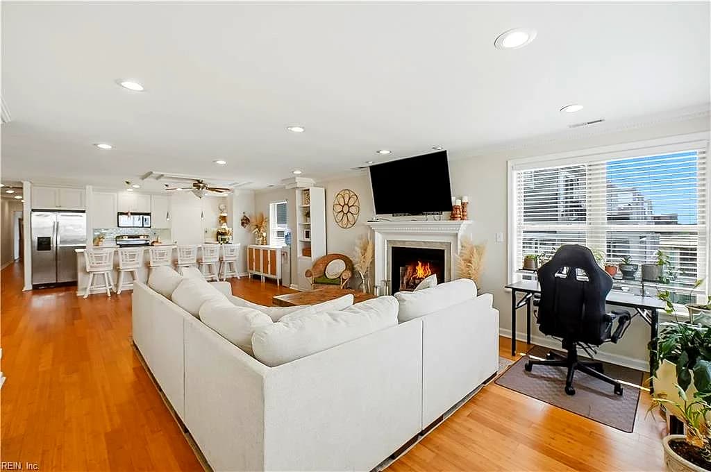 1224 W OCEAN VIEW AVE #C, NORFOLK VA 23503 thumb 11