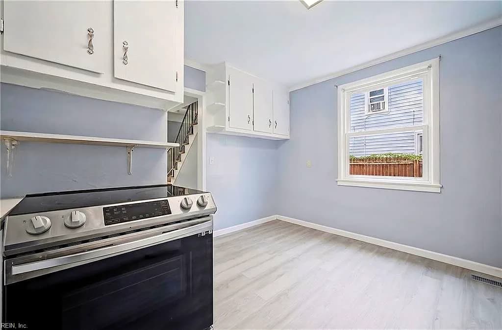 19 E Lamington RD, HAMPTON VA 23669 thumb 8