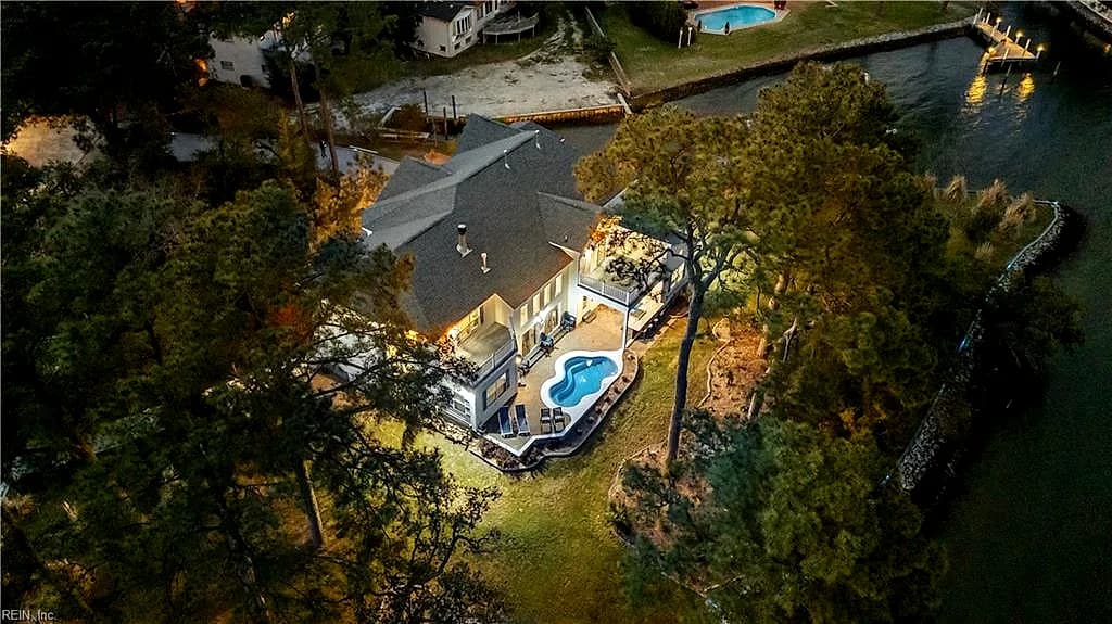 2000 English Cedar CIR, VIRGINIA BEACH VA 23451 - Photo 4