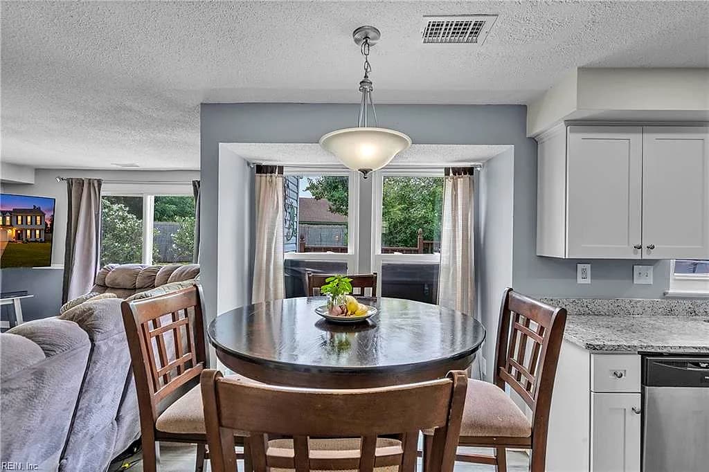 1041 Gauguin DR, VIRGINIABEACH VA 23454 thumb 10