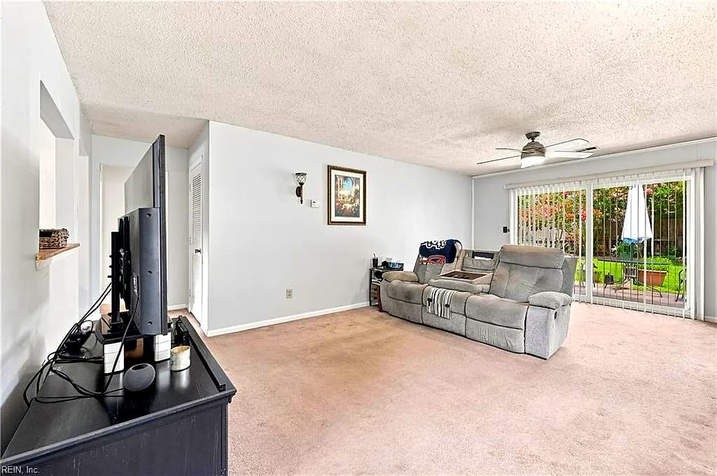 4311 Tall Oak CT, VIRGINIABEACH VA 23462 - Photo 5