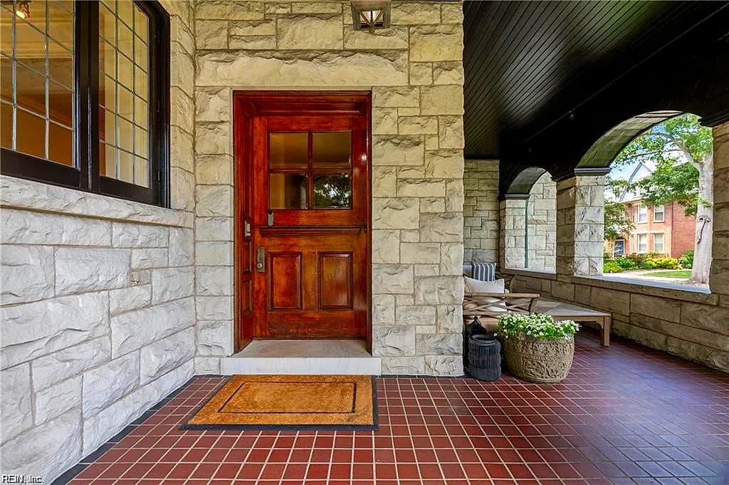507 Pembroke AVE, NORFOLK VA 23507 - Photo 3